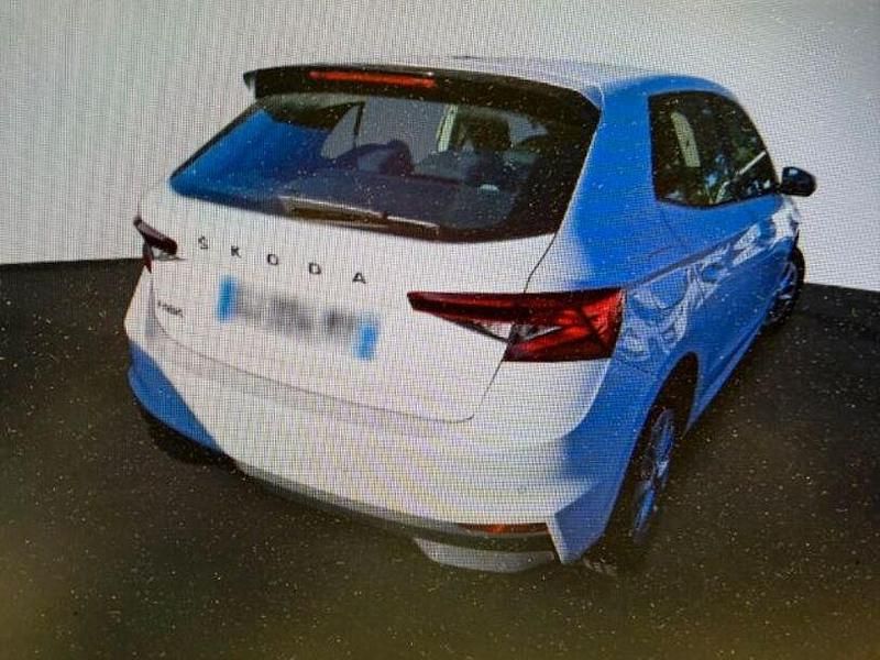 Gebraucht Skoda Fabia Ambition 95 PS (69 kW) 2022 Weiß Limousine