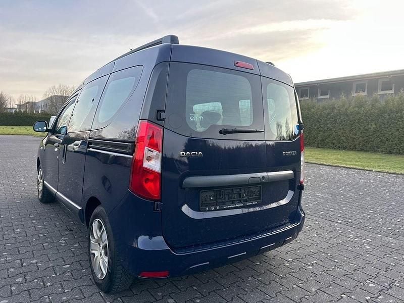 Gebraucht Dacia Dokker 102 PS (75 kW) 2018 Blau Van / Kleinbus
