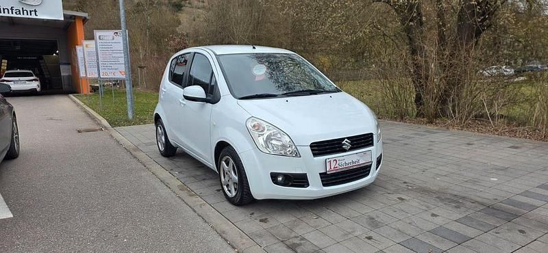 Gebraucht Suzuki Splash Club 86 PS (63 kW) 2009 Weiß Kleinwagen