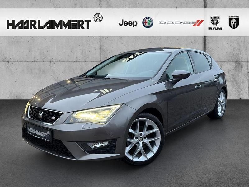 Grau Gebraucht 2016 Seat Leon FR Limousine | 16.290 € (Etwas zu teuer) - Bild 1/4