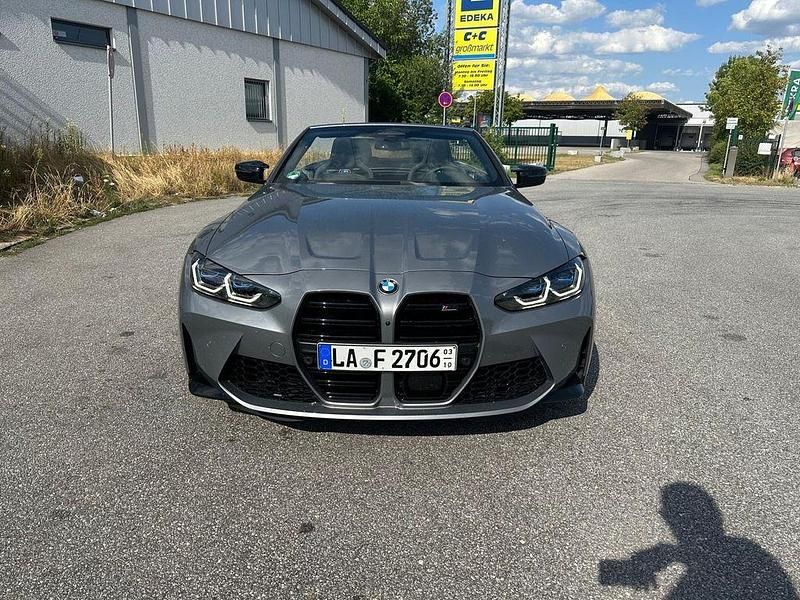 Grau Gebraucht 2023 BMW M4 Cabriolet Competition Edition Cabrio | 76.900 € (Fairer Preis) - Bild 1/4