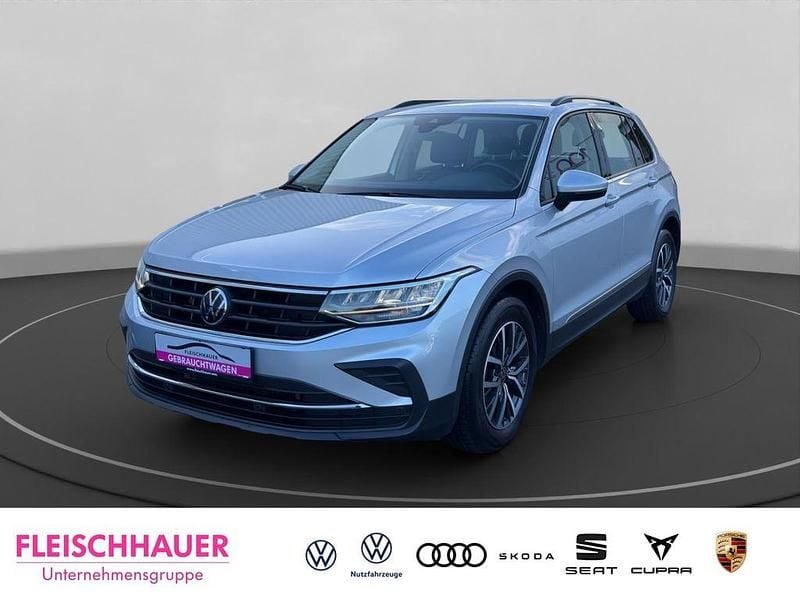 Silber Gebraucht 2022 VW Tiguan SUV | 26.440 € (Superpreis) - Bild 1/4