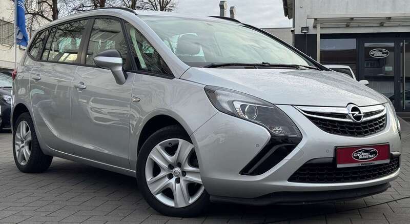 Argon silber/ice silver (m2) Gebraucht 2016 Opel Zafira Tourer Van / Kleinbus | 10.699 € (Etwas zu teuer) - Bild 1/4