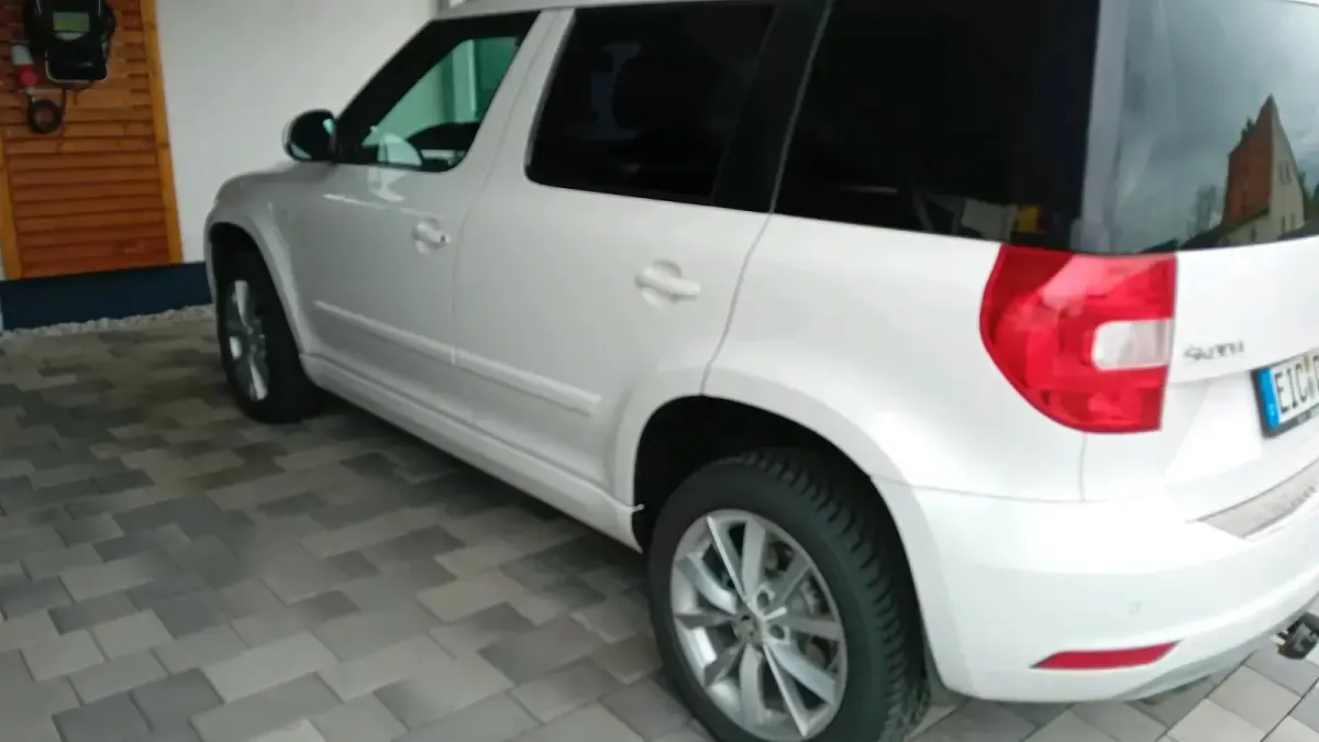 Gebraucht Skoda Yeti 122 PS (89 kW) 2014 Weiß SUV