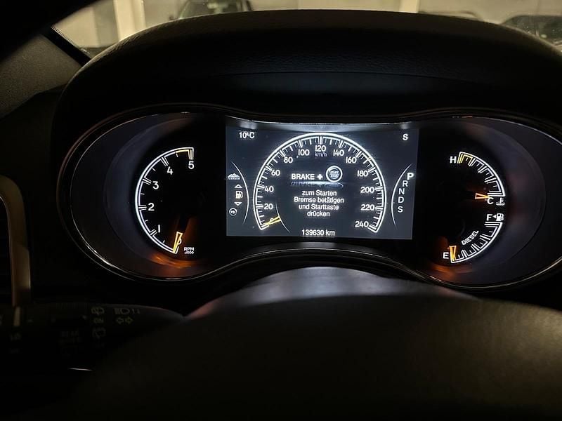 Gebraucht Jeep Grand Cherokee 250 PS (183 kW) 2016 Schwarz SUV