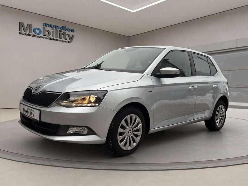 Gebraucht Skoda Fabia Clever 90 PS (66 kW) 2018 Silber Kleinwagen