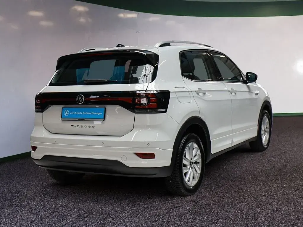 Gebraucht VW T-Cross Style 110 PS (80 kW) 2023 Weiss / pure white SUV