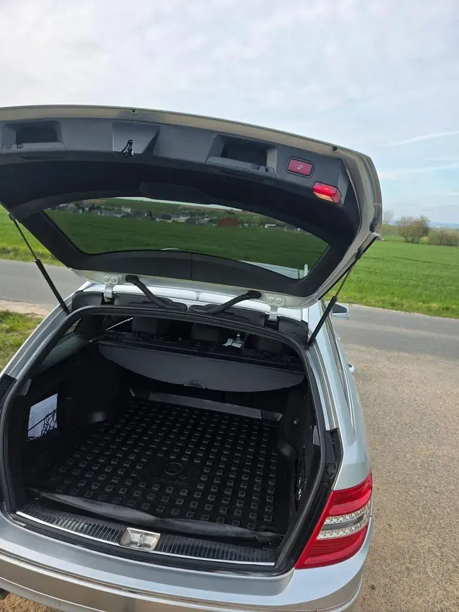 Gebraucht Mercedes 350 231 PS (169 kW) 2010 Grau Kombi