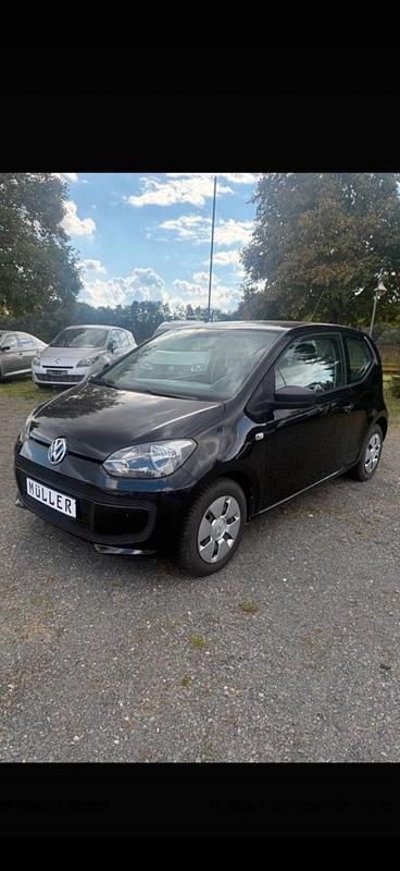 Second-hand VW up! S 75 CP (55 kW) 2012 Negru Hatchback