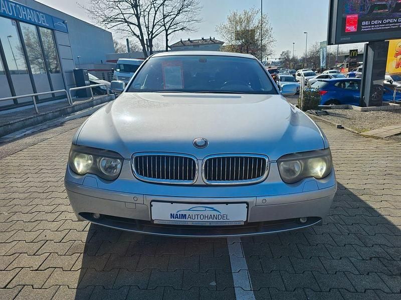 Gebraucht BMW 745 333 PS (244 kW) 2002 Silber Limousine