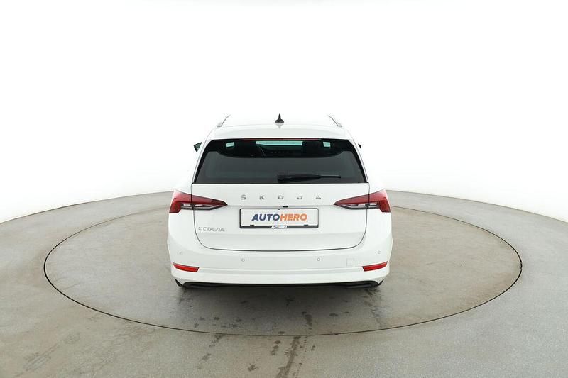 Second-hand Skoda Octavia Style 150 CP (110 kW) 2020 Alb Break