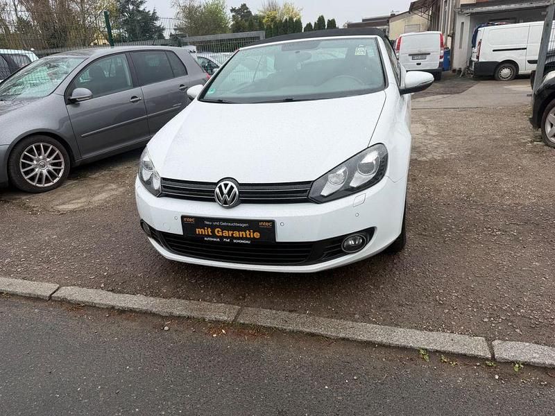 Second-hand VW Golf Basis 105 CP (77 kW) 2011 Alb Cabrio
