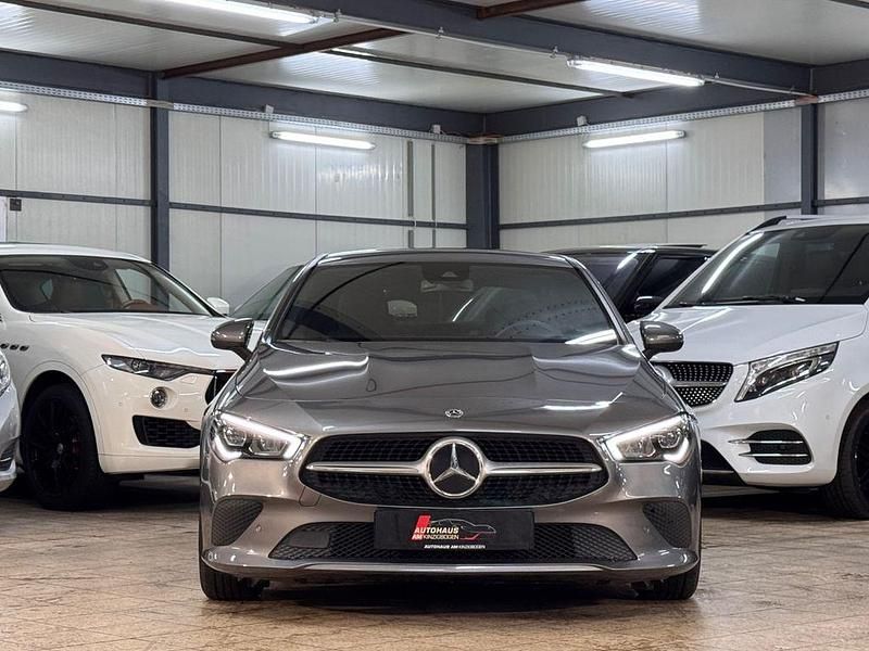Gebraucht Mercedes CLA200 150 PS (110 kW) 2021 Grau Coupé