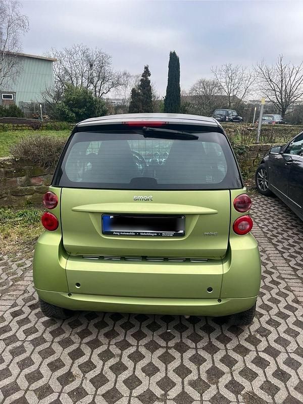 Gebraucht Smart ForTwo Coupé 61 PS (44 kW) 2010 Schwarz Coupé