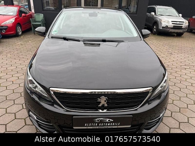 Gebraucht Peugeot 308 SW Active 131 PS (96 kW) 2019 Schwarz Kombi
