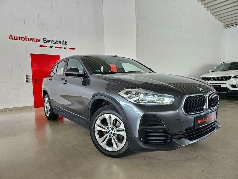Grau Gebraucht 2021 BMW X2 Sport Line SUV | 22.500 € (Fairer Preis) - Bild 1/4
