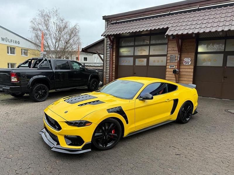 Gelb Gebraucht 2015 Ford V8 Premium | 33.900 € - Bild 1/4