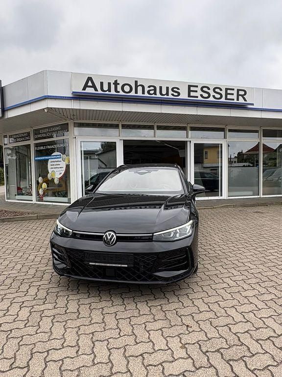 Gebraucht VW Passat Style 193 PS (141 kW) 2024 Schwarz Kombi