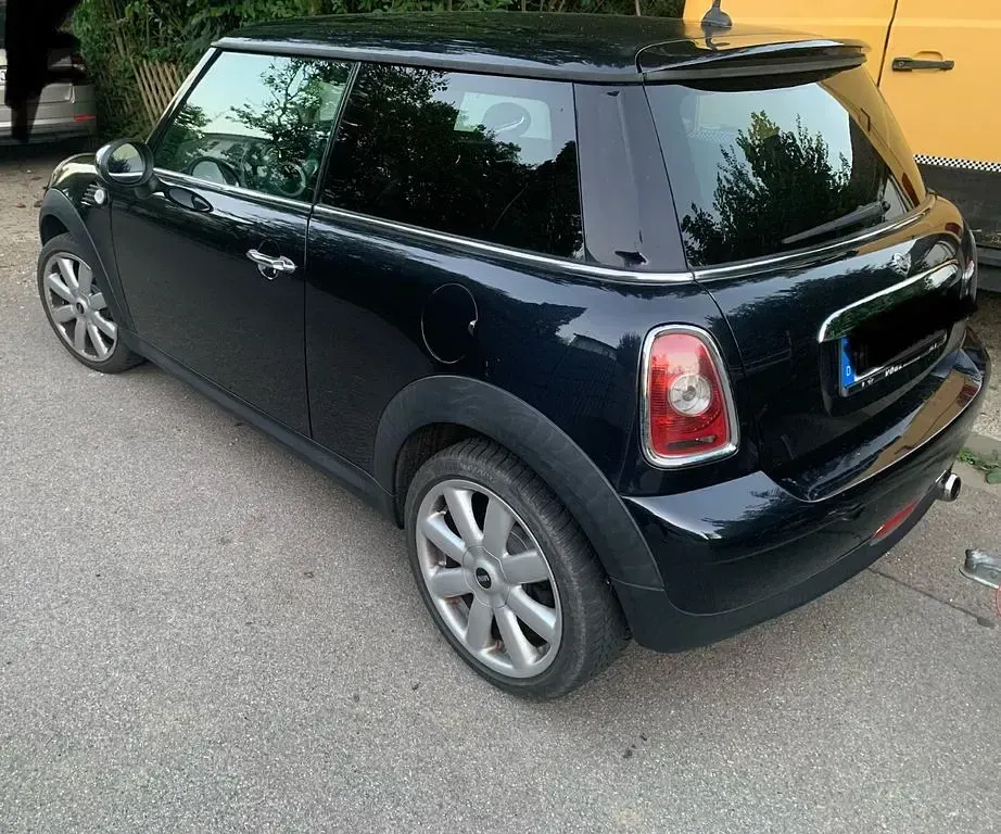 Gebraucht Mini Cooper 120 PS (88 kW) 2008 Schwarz Kleinwagen