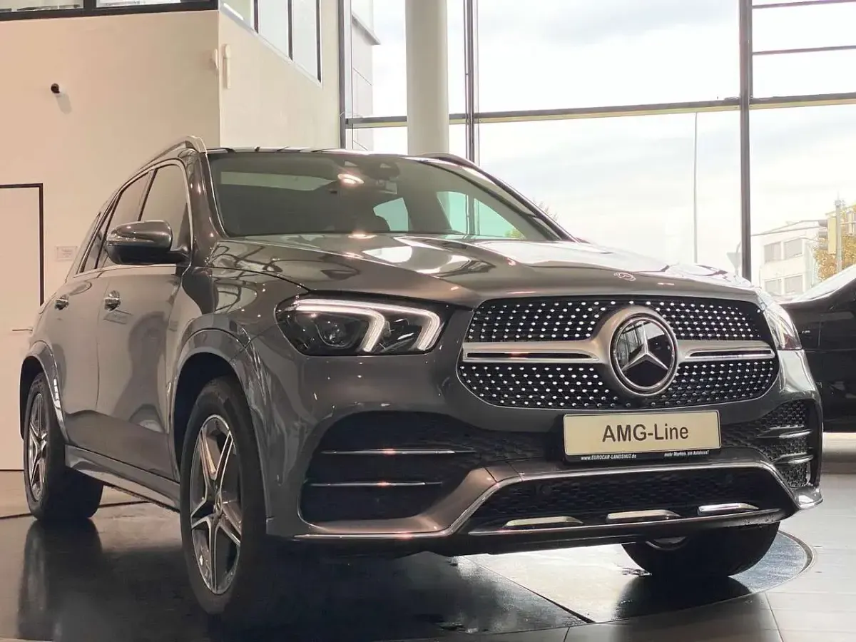 Gebraucht Mercedes GLE300 AMG 272 PS (200 kW) 2023 Grau SUV
