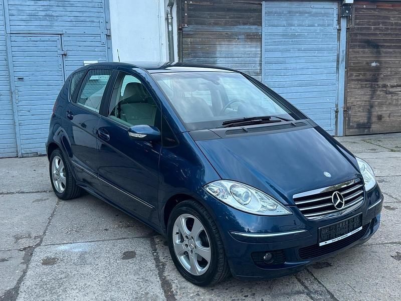 Blau Gebraucht 2007 Mercedes 170 Kleinwagen | 3.499 € - Bild 1/4