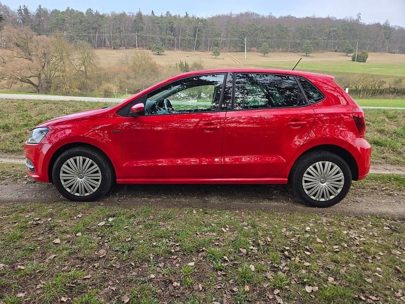 Gebraucht VW Polo LOUNGE 90 PS (66 kW) 2015 Kleinwagen