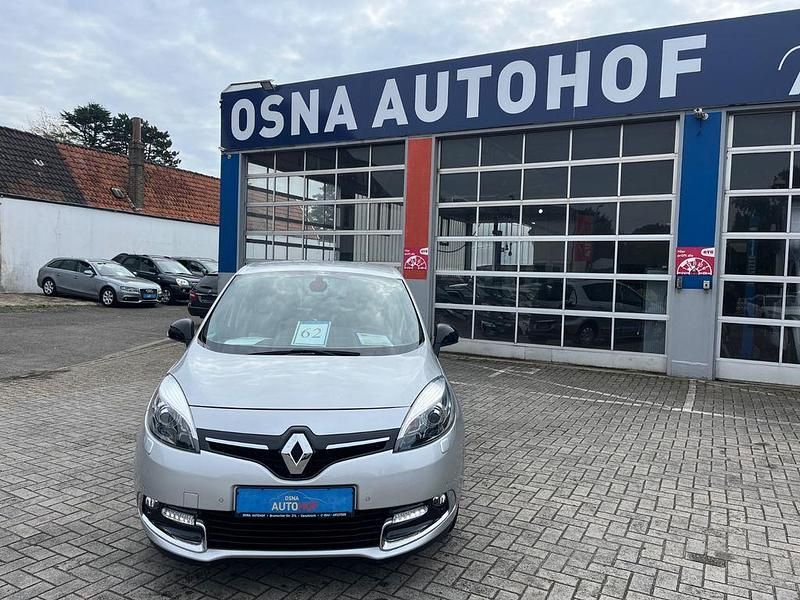 Silber Gebraucht 2013 Renault Scénic III Bose Edition Van / Kleinbus | 8.200 € (Fairer Preis) - Bild 1/4