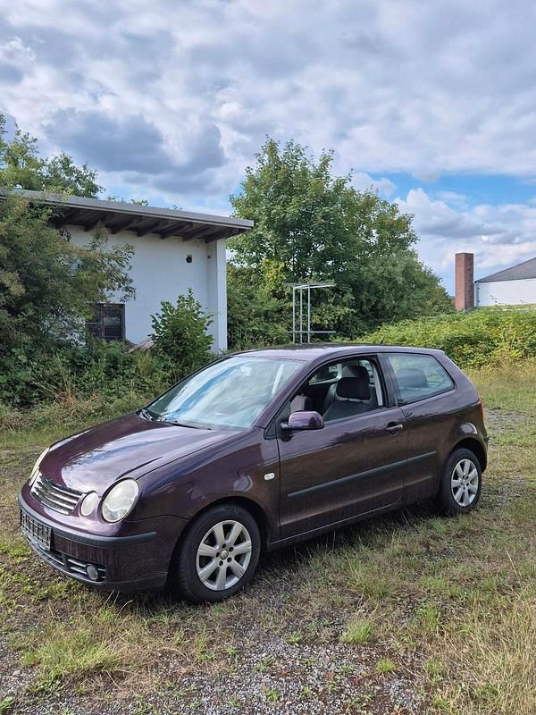 Rot Gebraucht 2002 VW Polo Kleinwagen | 350 € (Superpreis) - Bild 1/4