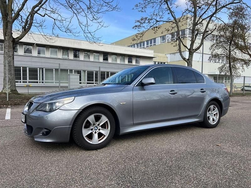 Gebraucht BMW 525 M Sport 192 PS (141 kW) 2003 Grau Limousine