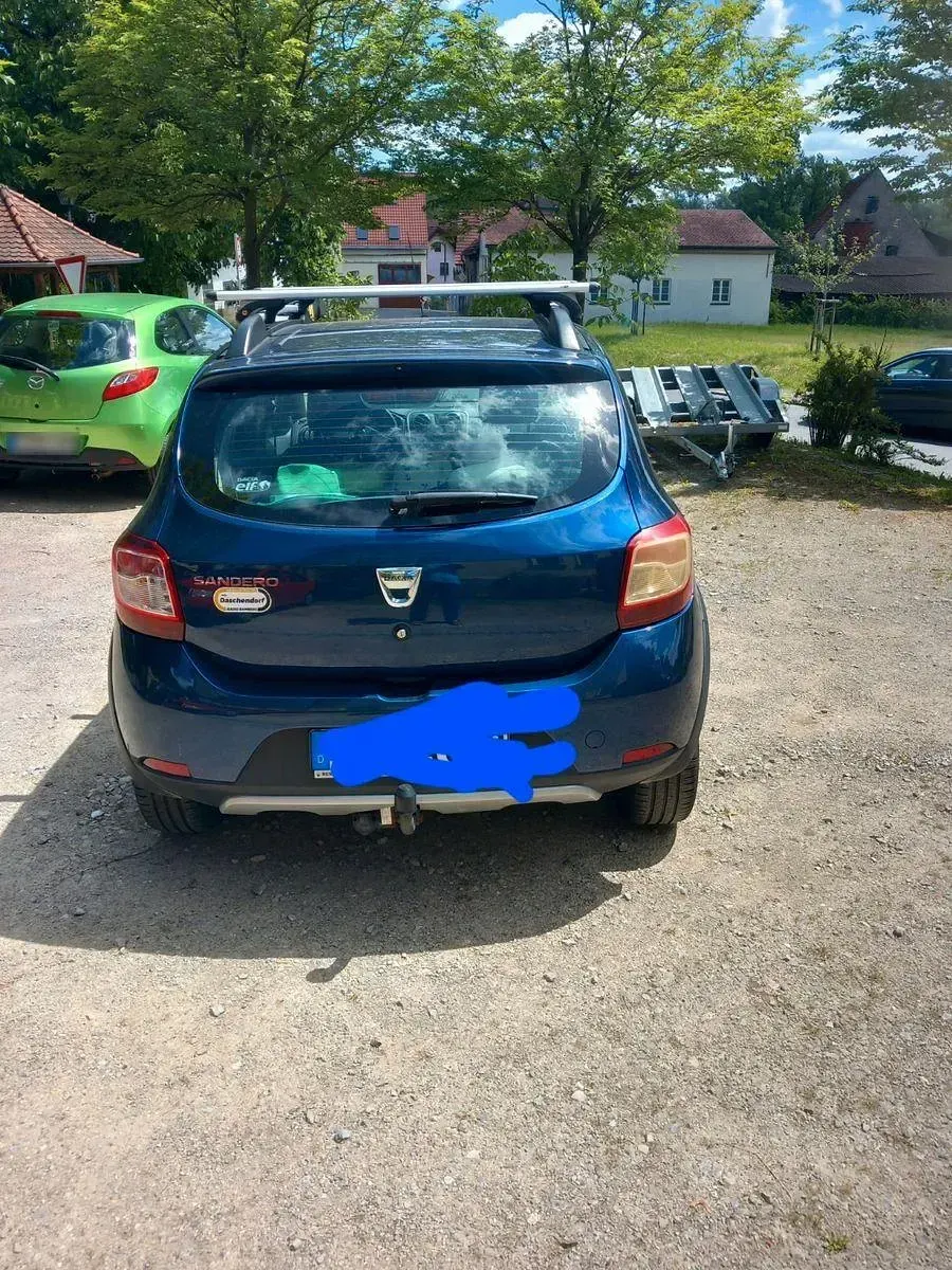 Gebraucht Dacia Sandero Lauréate 90 PS (66 kW) 2016 Blau Limousine