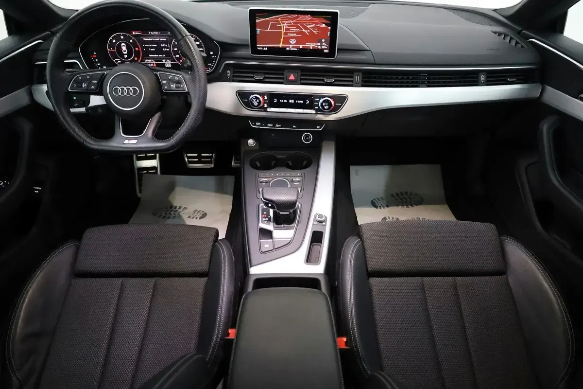 Gebraucht Audi A5 S-Line 150 PS (110 kW) 2019 Florettsilber metallic Coupé