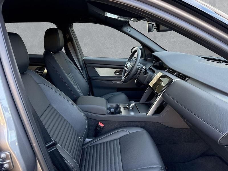 Neu Land Rover Discovery Sport SE 160 PS (117 kW) 2025 Grau SUV