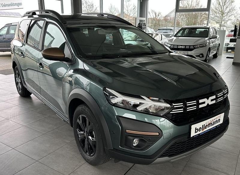 Neu Dacia Jogger Extreme 140 PS (102 kW) 2025 Grün Van / Kleinbus