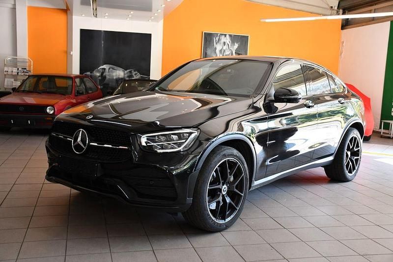 Schwarz Gebraucht 2022 Mercedes GLC400d AMG line Plus Coupé | 41.500 € (Fairer Preis) - Bild 1/4