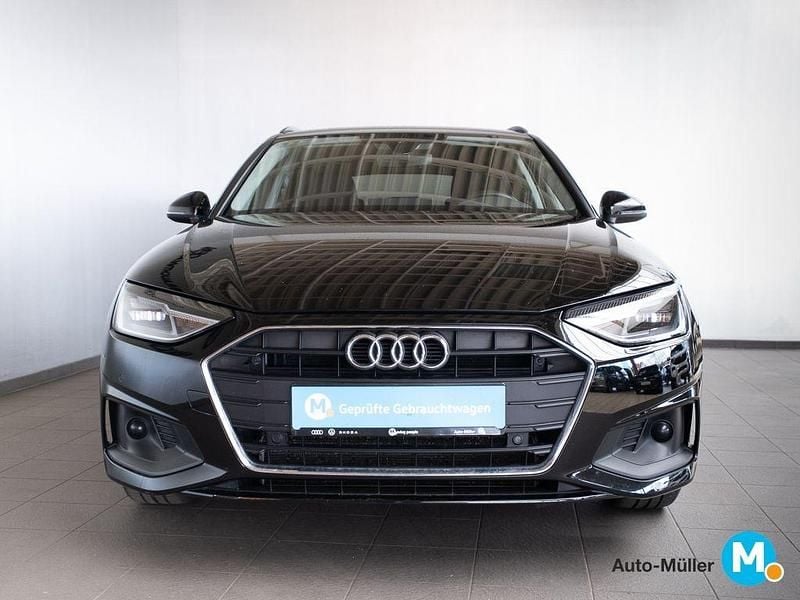 Second-hand Audi A4 Sport 163 CP (119 kW) 2023 Negru Break