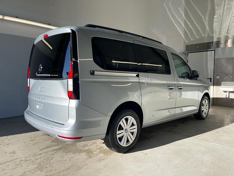Neu VW Caddy Maxi 116 PS (85 kW) 2025 [8e8e] reflexsilber metallic Van / Kleinbus
