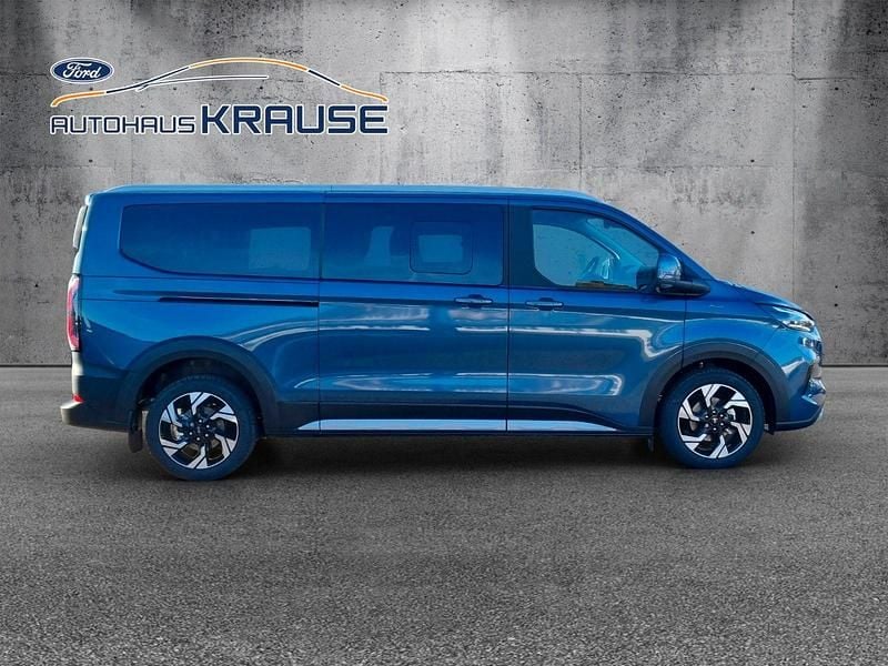 Neu Ford Tourneo Custom Active 170 PS (125 kW) 2026 Chromablau metallic Van