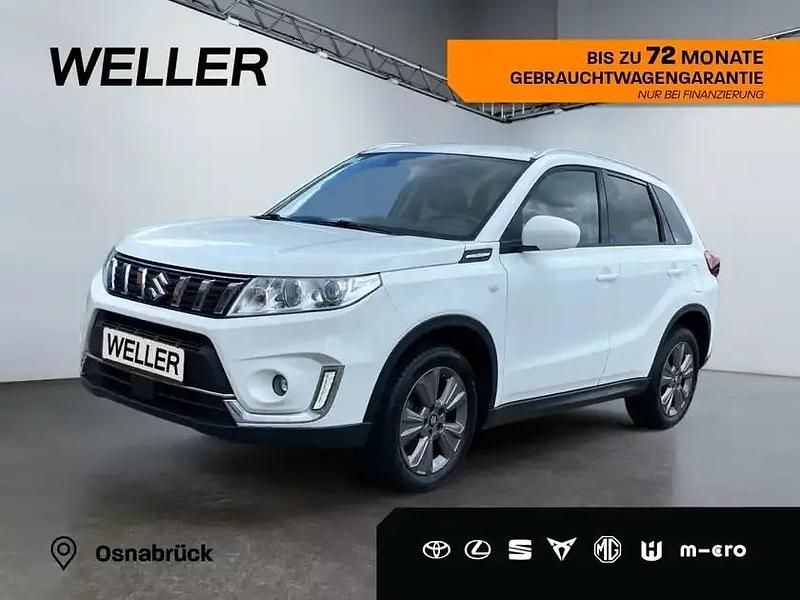 Weiss Gebraucht 2019 Suzuki Vitara SUV | 13.990 € (Fairer Preis) - Bild 1/3
