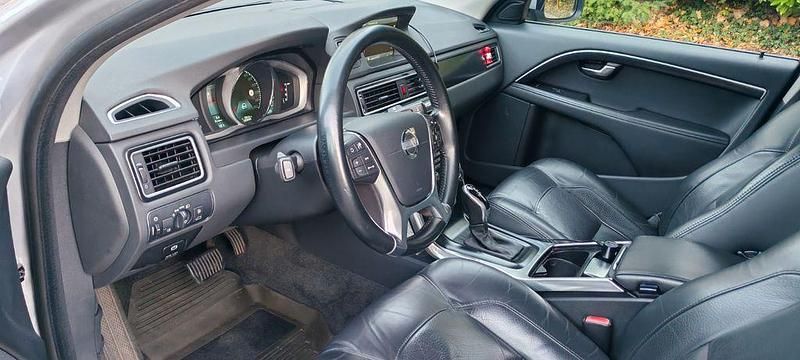 Gebraucht Volvo S80 181 PS (133 kW) 2014 Silber Limousine