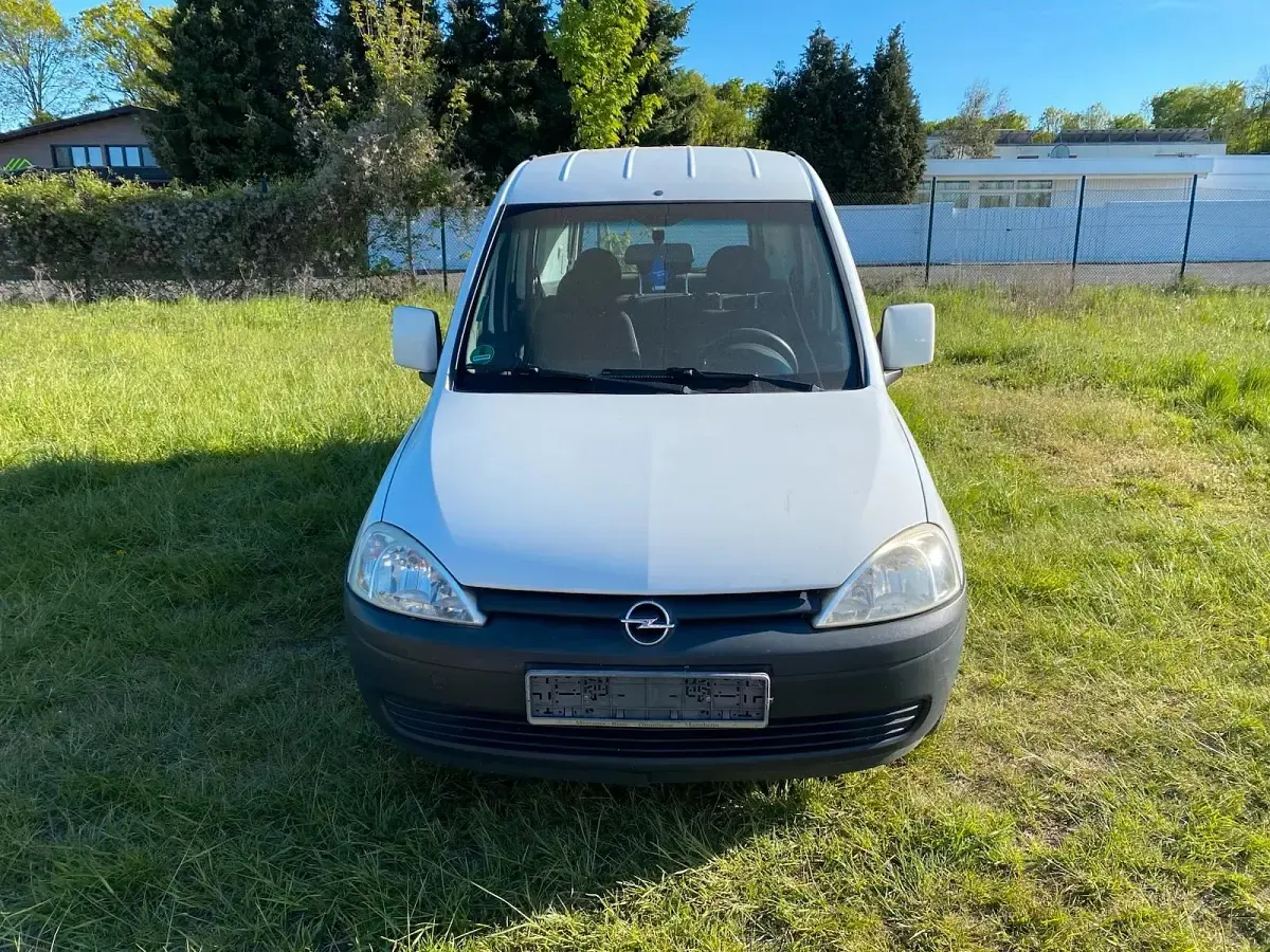 Second-hand Opel Combo 94 CP (69 kW) 2011 Monovolum