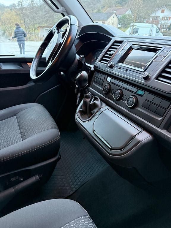 Second-hand VW T6 150 CP (110 kW) 2017 Alb Van