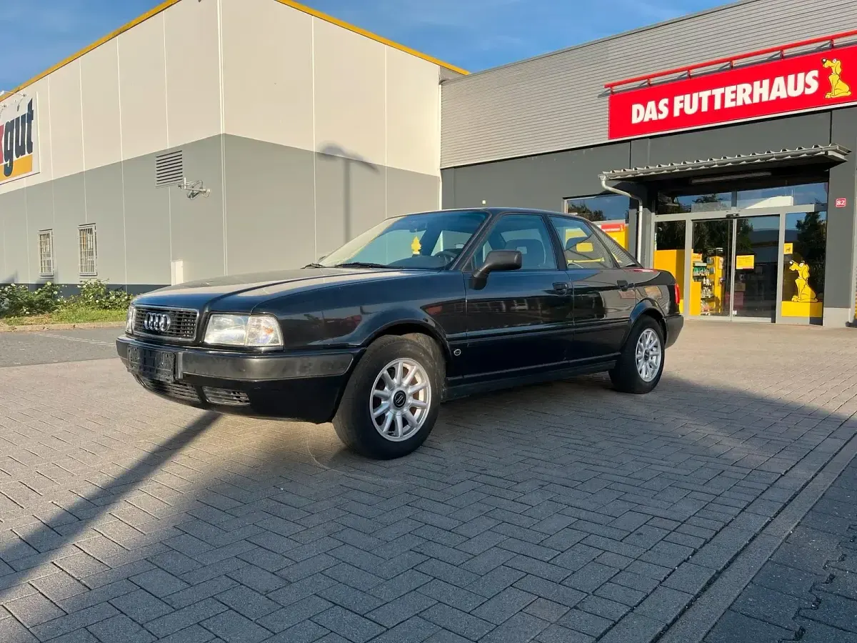 Gebraucht Audi 80 90 PS (66 kW) 1994 Schwarz Limousine