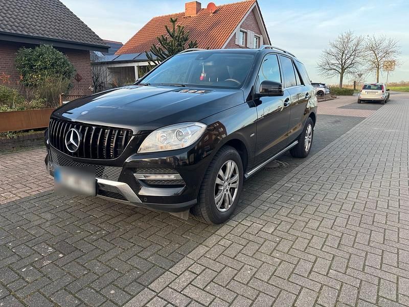 Gebraucht Mercedes 350 258 PS (189 kW) 2012 Schwarz SUV