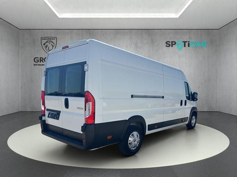 Gebraucht Peugeot Boxer 165 PS (121 kW) 2021 Weiss banquise Van