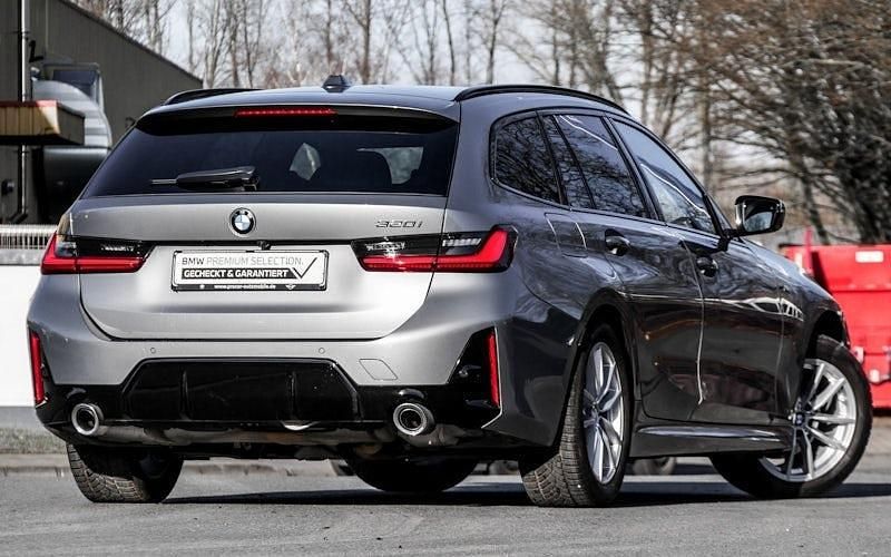 Gebraucht BMW 320 M Sport 184 PS (135 kW) 2025 Grau Kombi