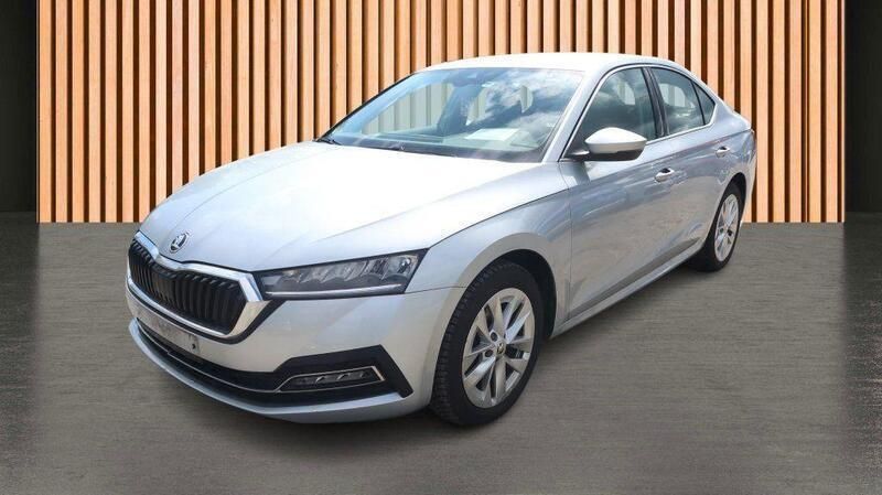 Silber Gebraucht 2021 Skoda Octavia Style Limousine | 22.979 € (Fairer Preis) - Bild 1/3