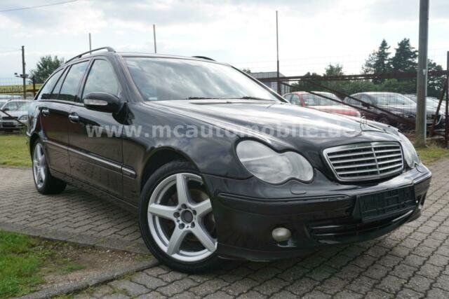 Gebraucht Mercedes C200 122 PS (89 kW) 2003 Schwarz Kombi