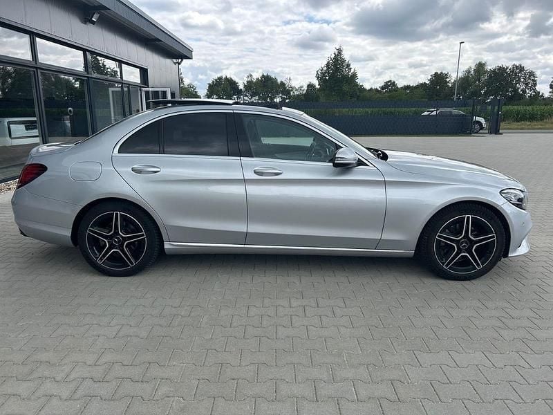 Gebraucht Mercedes 200 Avantgarde 160 PS (117 kW) 2020 Iridiumsilber  metalliclack Limousine