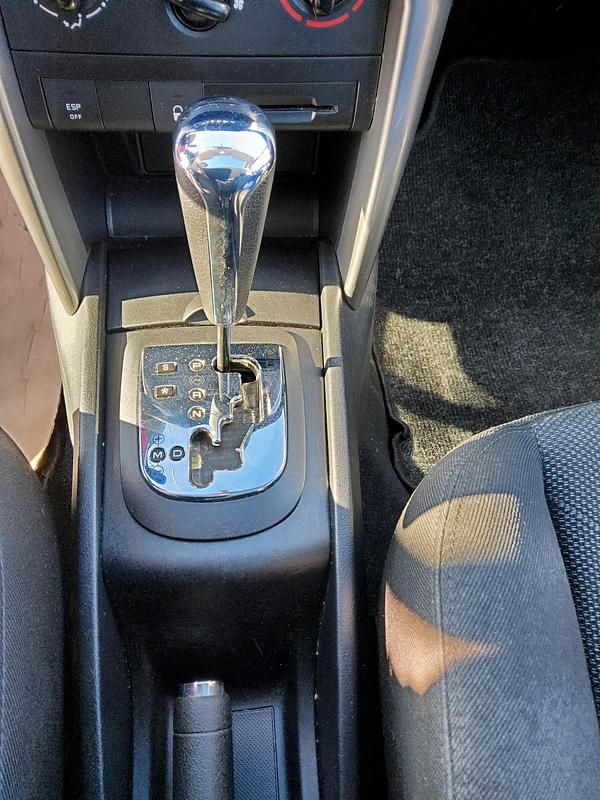 Rot Gebraucht 2008 Peugeot 207 Kombi | 7.777 € - Bild 1/4