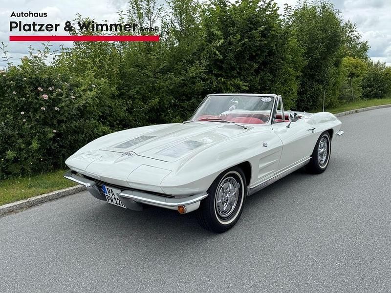 Weiß Gebraucht 1963 Corvette Stingray Cabrio | 74.990 € - Bild 1/4